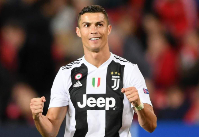 NBA球员数据榜：东契奇得分领先,