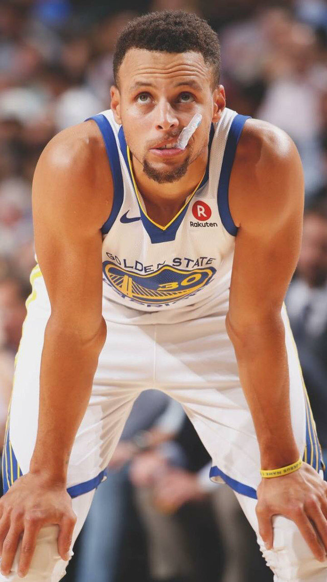 澳超半场：鲁弗推射建功，惠灵顿凤凰暂1-0阿德莱德联