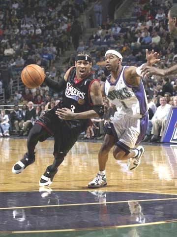 [中超]米内罗破门路易斯进球 上海申花险胜长春亚泰