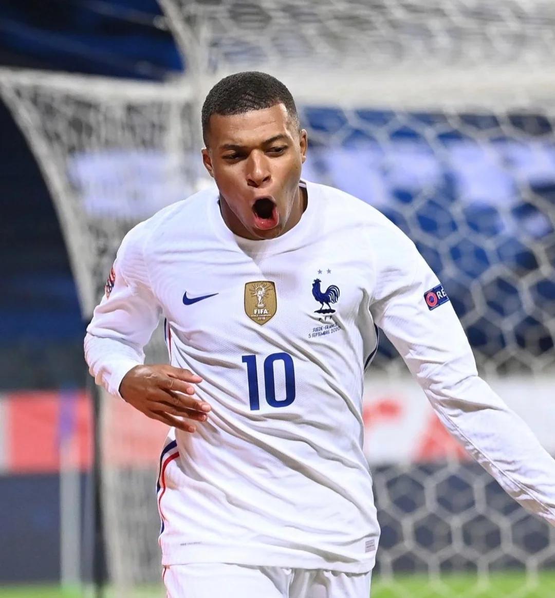 摩纳哥遭遇三连败危机！法蒂缺阵博格巴难救主 人数优势竟被布雷斯特爆冷