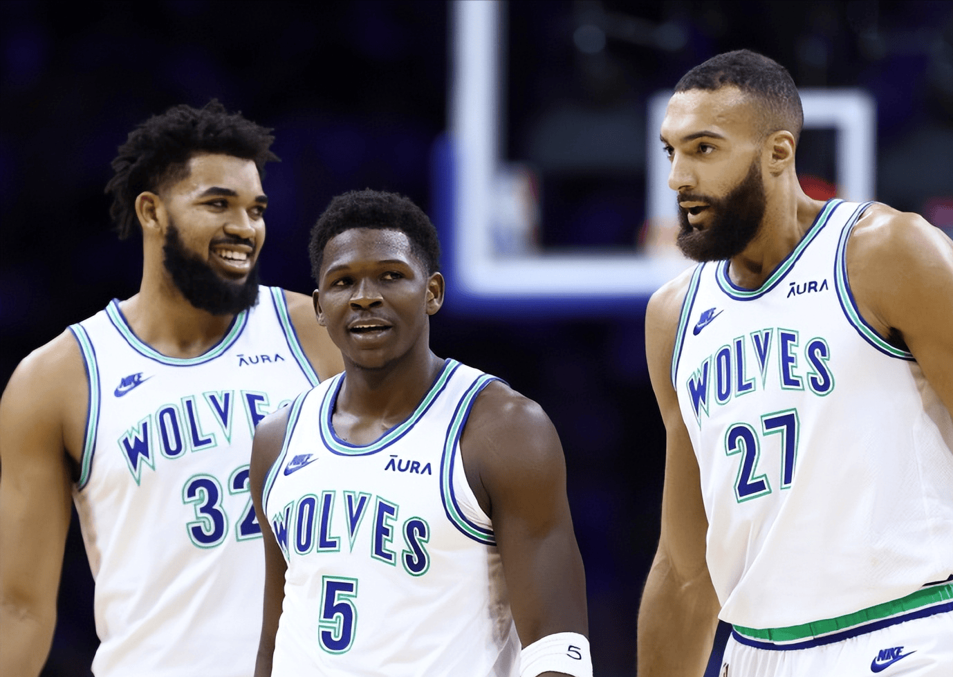 [NBA]东契奇突破妙传 艾顿空接暴扣得手