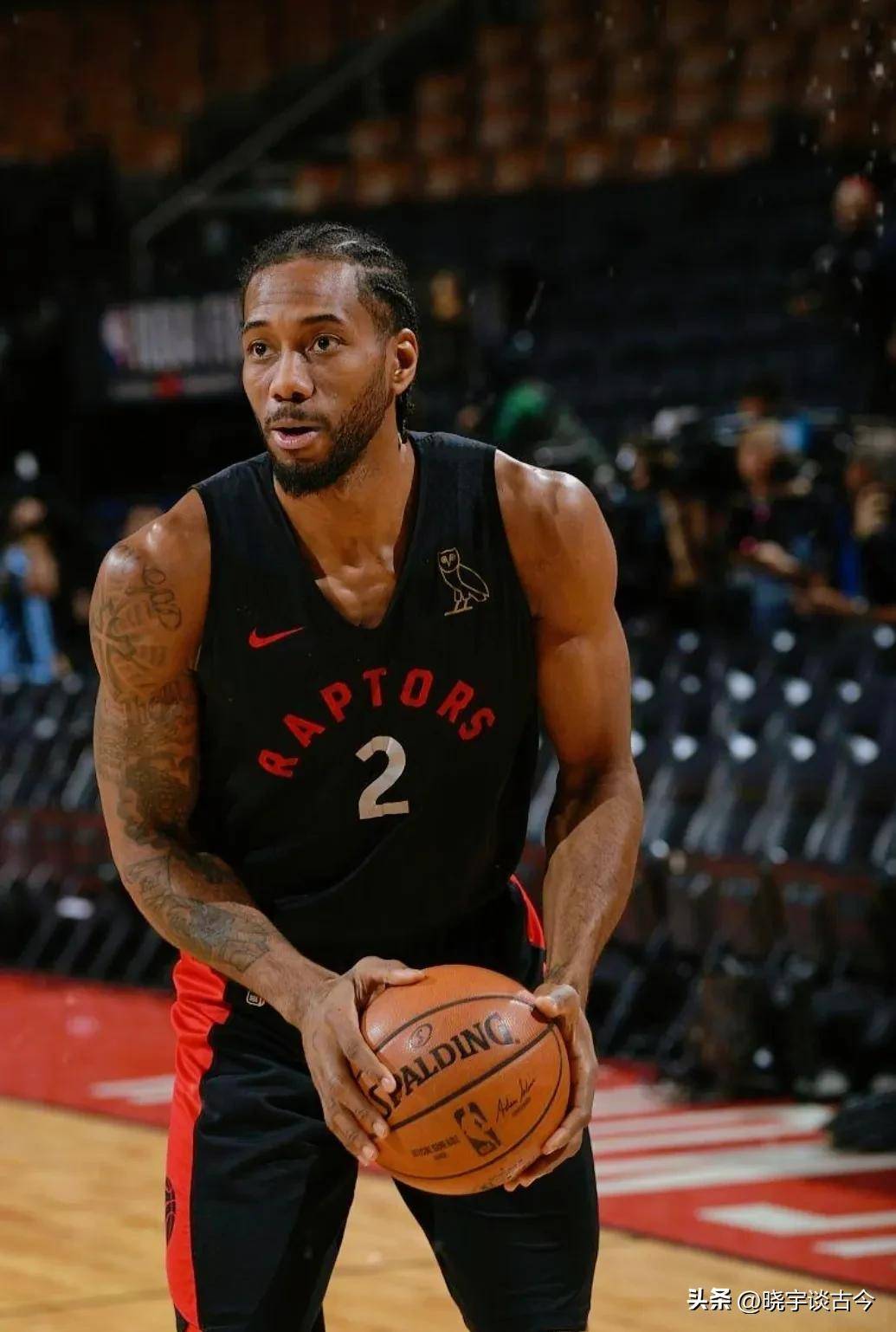 Shams：欧文只遭遇了左膝前交叉韧带撕裂 其他韧带和半月板无损伤