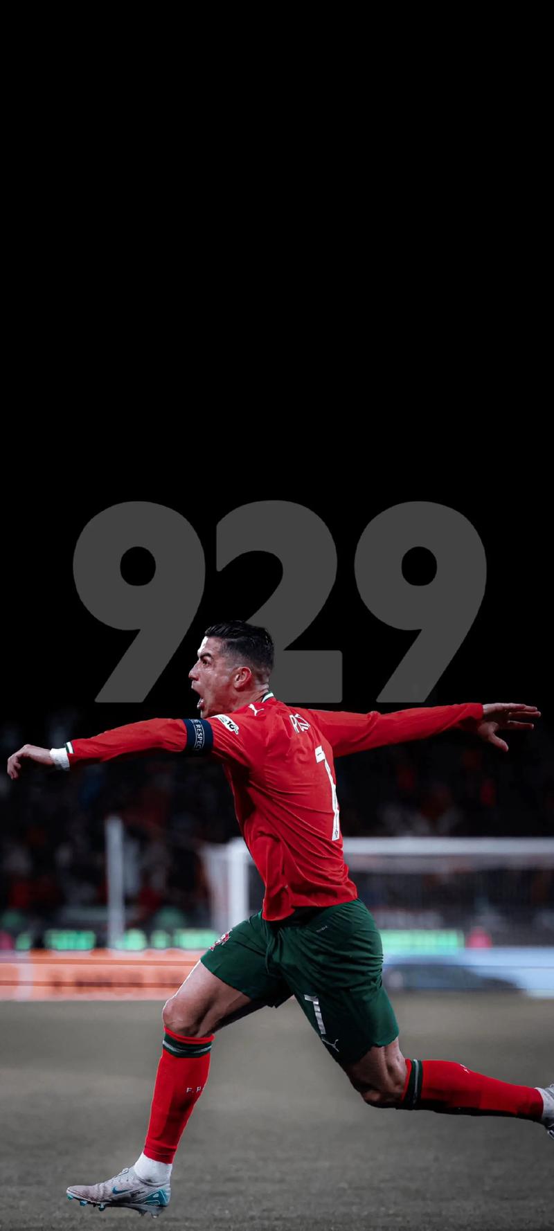 意甲媒体透露：米兰补强后防线时出现新名字：萨索洛的杰伊·伊德泽斯