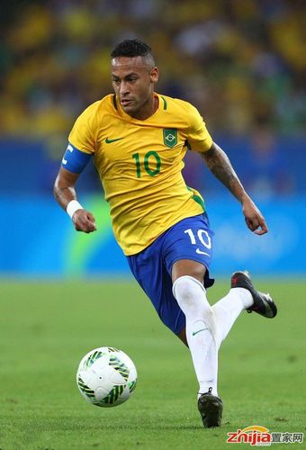 惠芳就爱踢足球 · 6天前 · 8.3万阅读