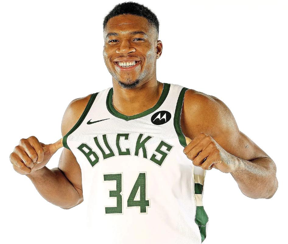 欧冠 维拉两回合6比1淘汰布鲁日 枪手总比分9比3报到8强