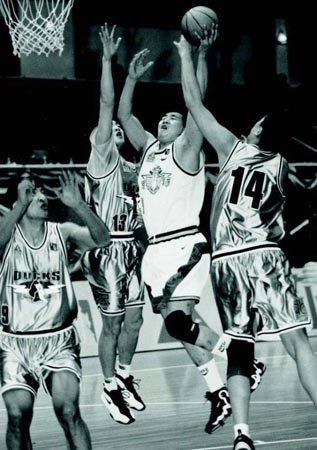 张德顺刷新中国女子10公里路跑最好成绩