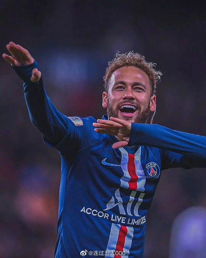 阿卡输不起的球赢了小野兔没指望的四强进了，ATP要减赛事数量了