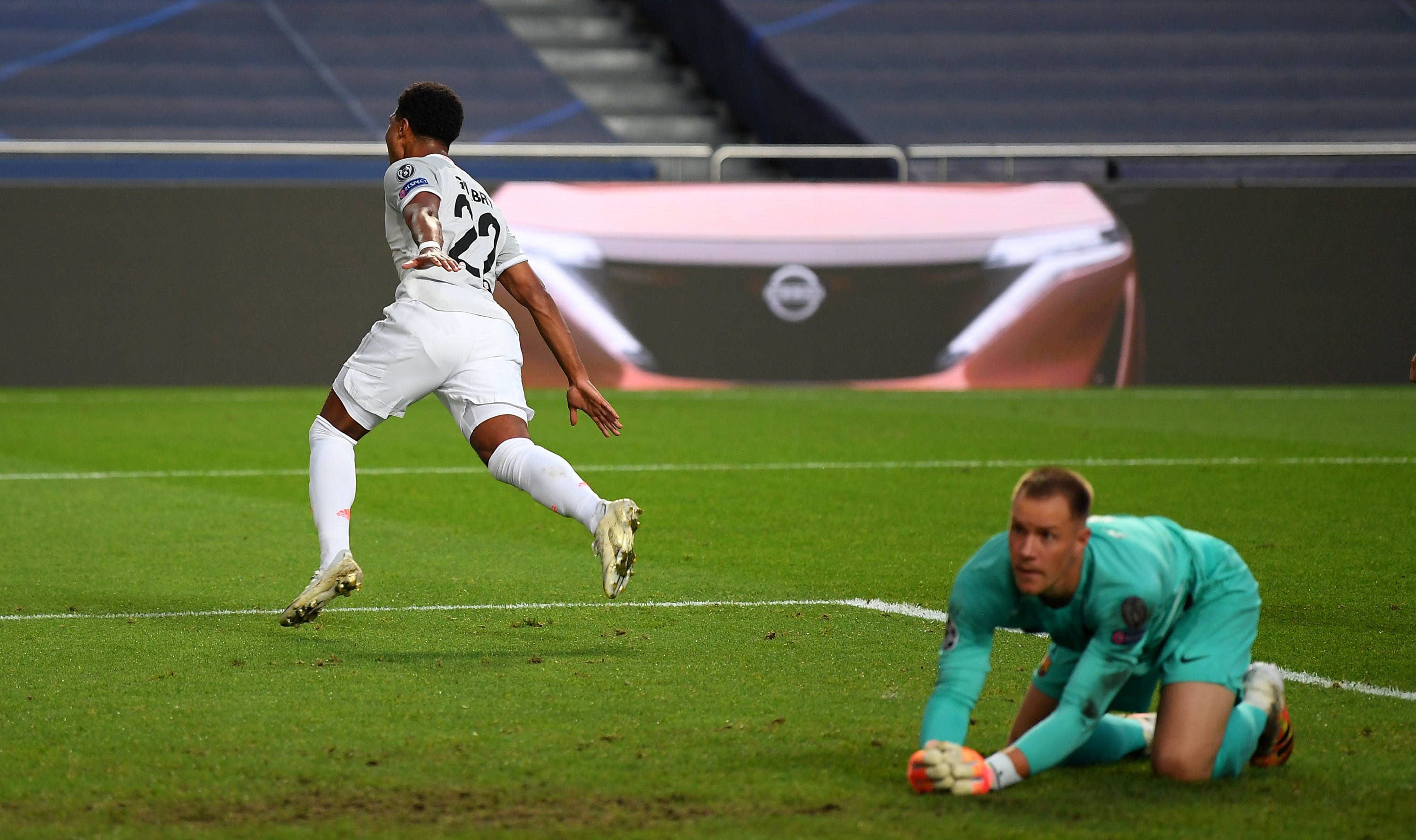 详解棒球规则中的进垒补偿准则