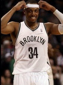 凯恩：其实还不太适应作为替补登场，下半场球队发挥更出色