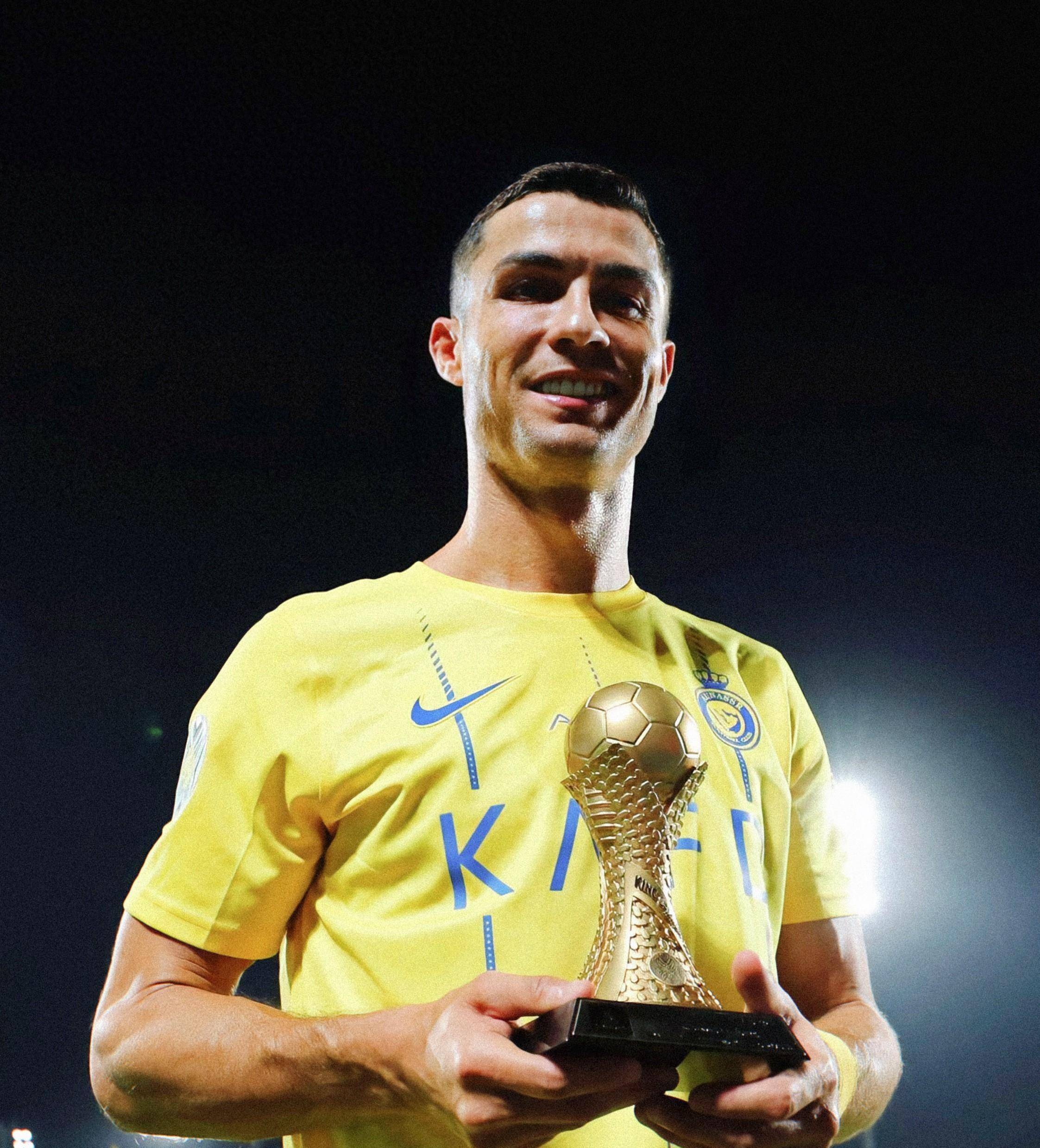 郭泓志在季后赛击出震撼全场的反方向本垒打，成为首位在大联盟季后赛开轰的台湾球员