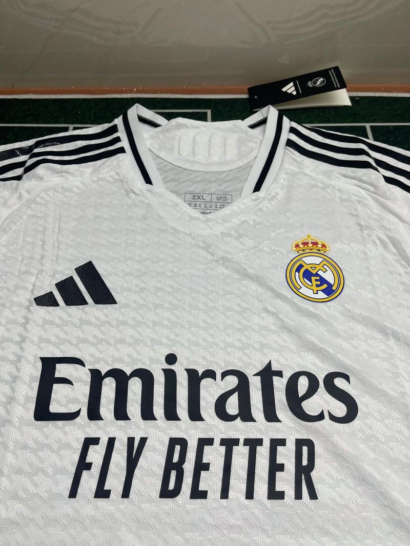 官方：武汉三镇宣布外援帕拉西奥斯和达兰离队