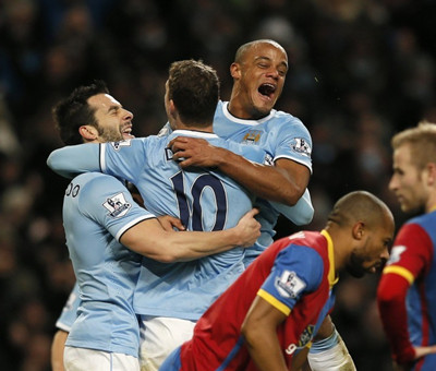 纽约洋基队索托在洋基球场击出首支本垒打，引发欢呼海啸