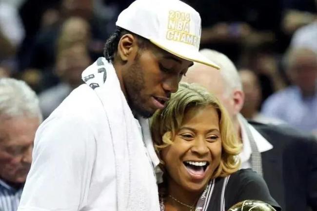 广东94-80大胜广州！球员评分：3人满分，3人良好，2人拉胯