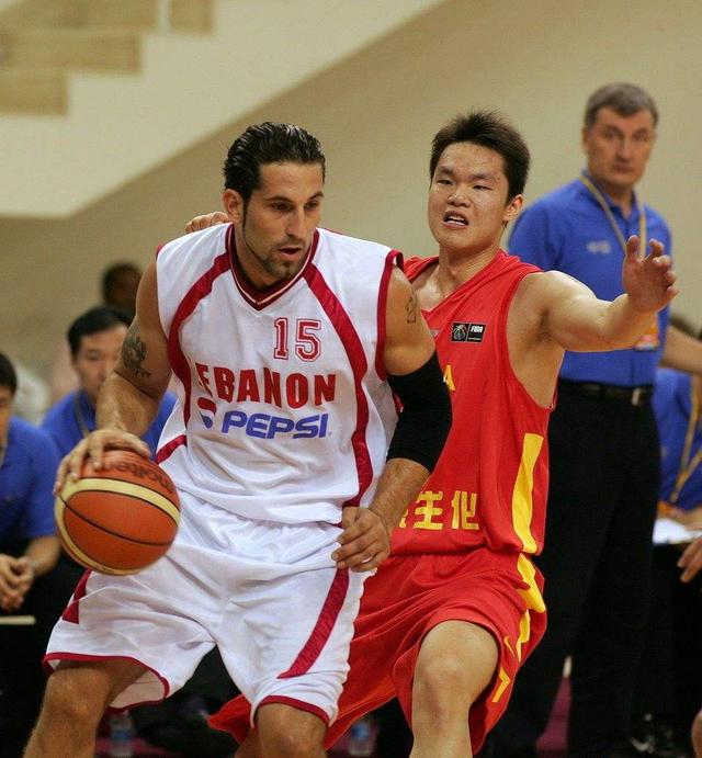 ＂广东vs深圳前瞻：周鹏率队反戈旧主 徐杰胡明轩主场欲避连败